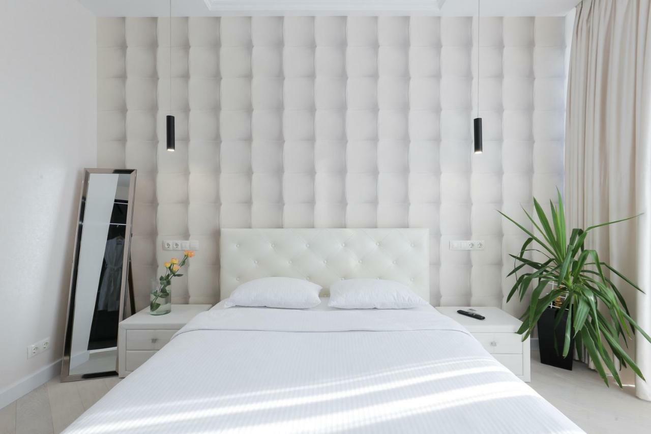 Black&White Apartment In Smart Plaza Κίεβο Εξωτερικό φωτογραφία