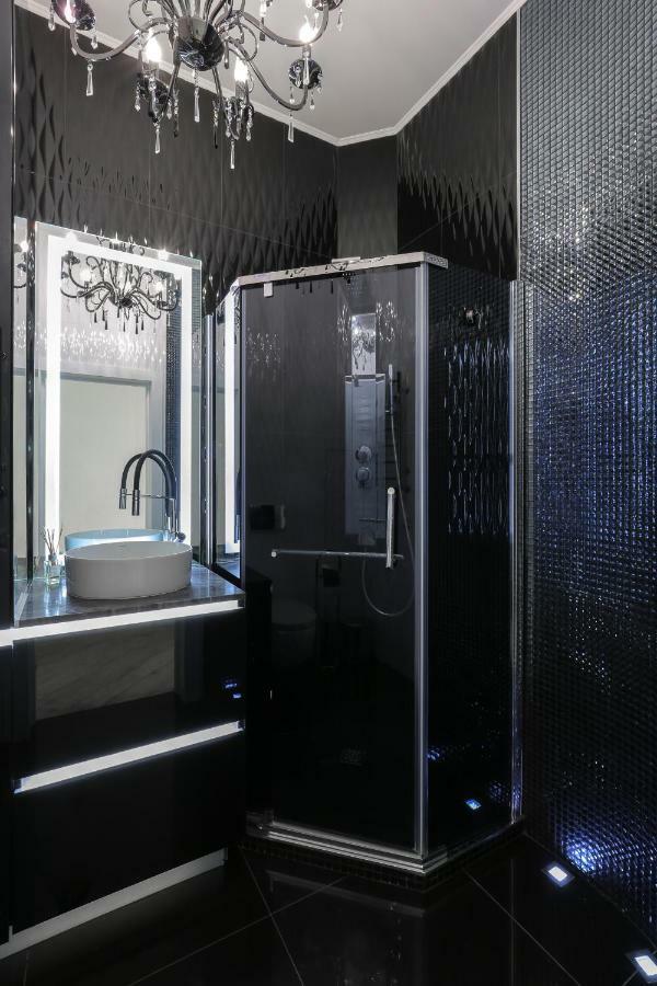 Black&White Apartment In Smart Plaza Κίεβο Εξωτερικό φωτογραφία