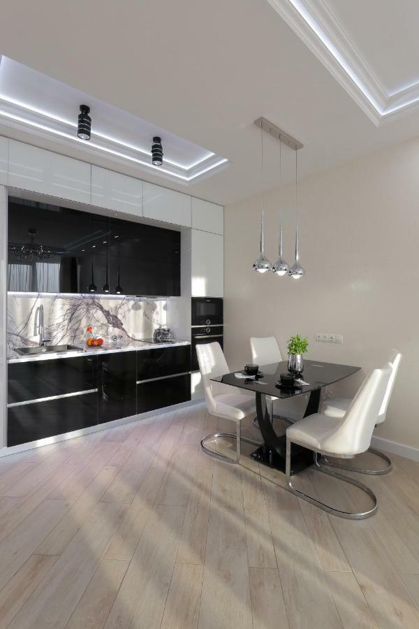 Black&White Apartment In Smart Plaza Κίεβο Εξωτερικό φωτογραφία