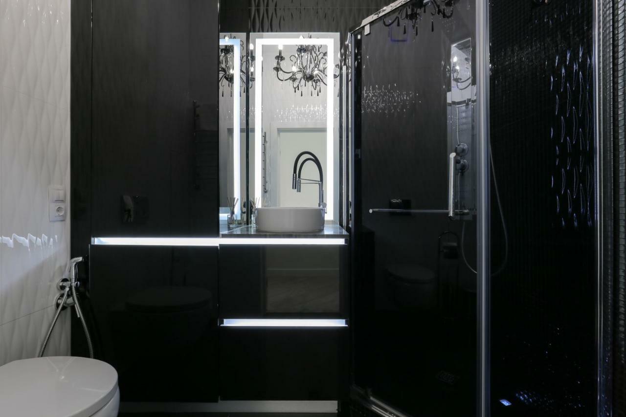 Black&White Apartment In Smart Plaza Κίεβο Εξωτερικό φωτογραφία